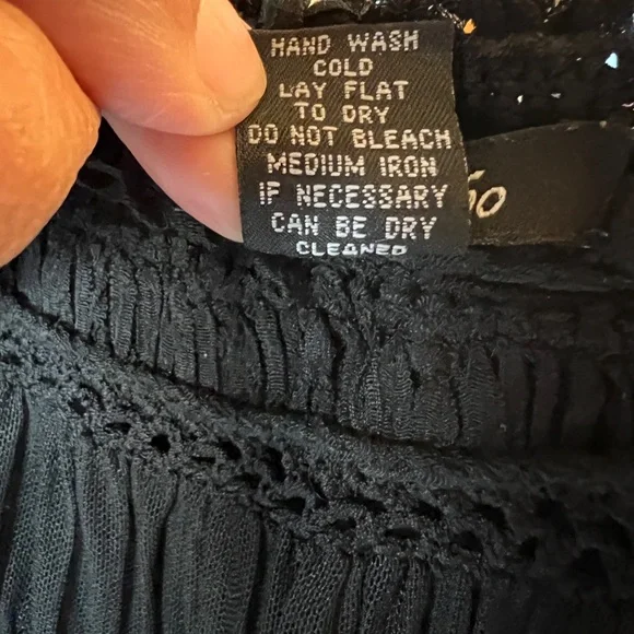 Dolce Cabo Black Off Shoulder Crochet Lace Top Boho Fairycore Whimsygoth - Picture 5 of 5